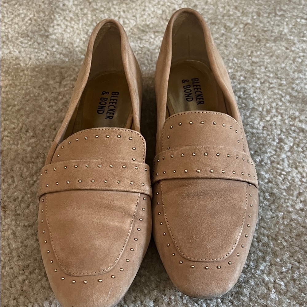 Bleeker & Bond Tan Suede Loafers